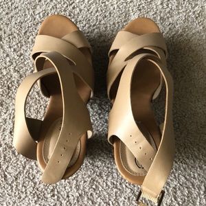 Tan size 9 wedges